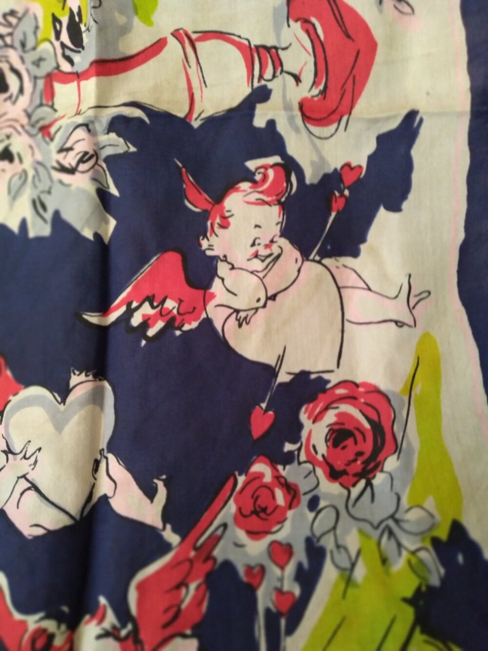 Rare Vintage Limited Edition Collectable  Valentine Themed Silk Scarf